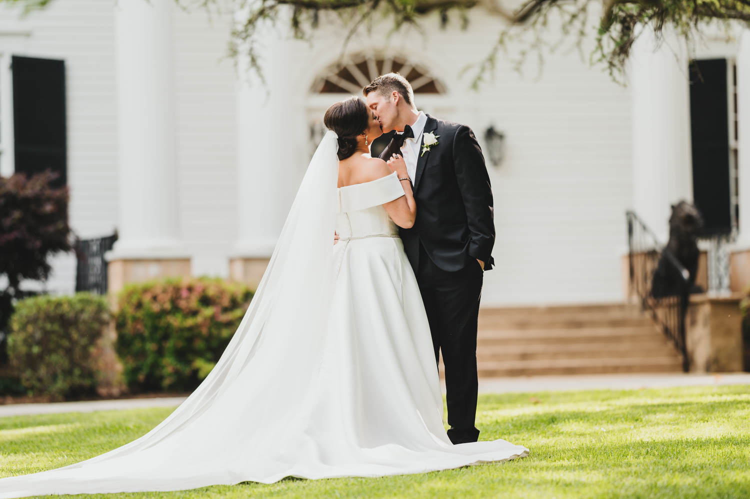 Duncan Estate, a Spartanburg wedding destination, offers a grand backdrop for this couple's big day.